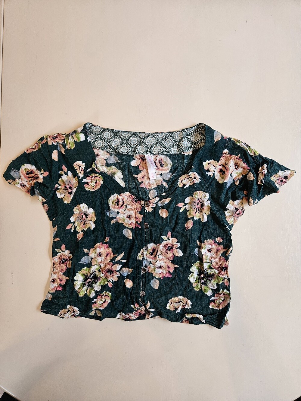 Xhilaration - Dark Green Floral Button-Front Crop Top